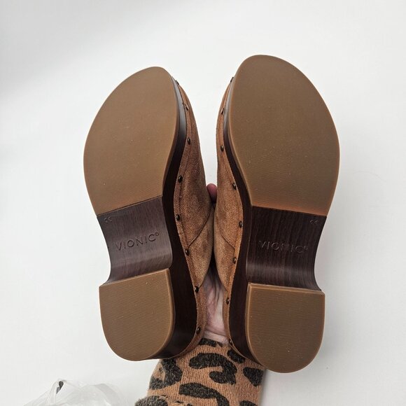 Vionic Kacie Tan Brown Suede Clogs Mules Slip On Womens Sz 6 NEW - Picture 7 of 8